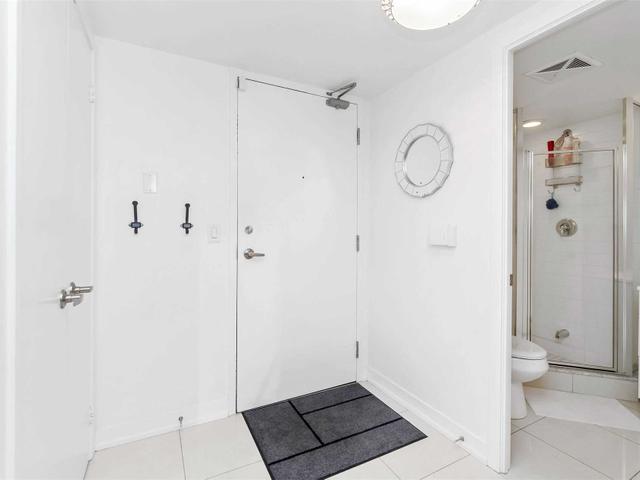 2704 - 155 Legion Rd N