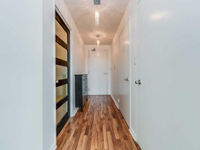 118 - 200 Manitoba St