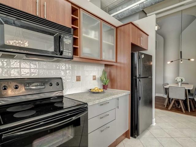 129 - 1001 Roselawn Ave