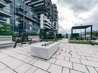 1610 - 2087 Fairview St
