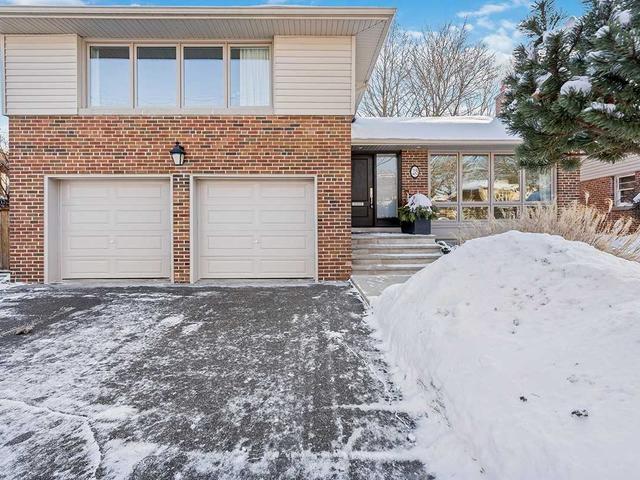 28 Ivy Lea Cres