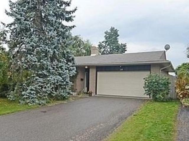 39 Glenora Cres