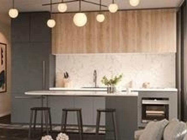 401 - 2639 Dundas St W