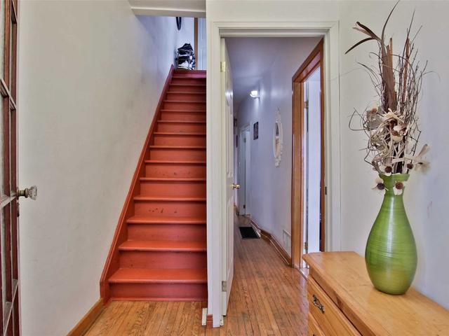 251 Silverthorn Ave
