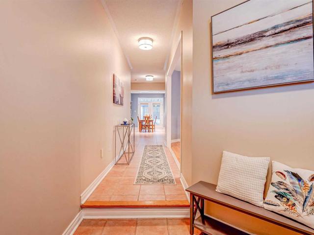 1075 Hatton Crossing