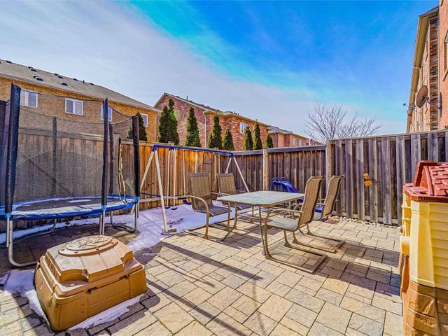 637 Courtney Valley Rd