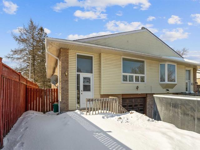 56 Cardwell St