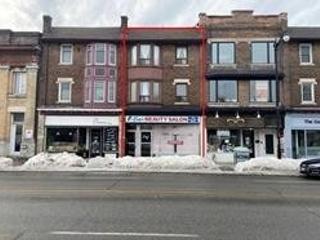 3085 Dundas St W