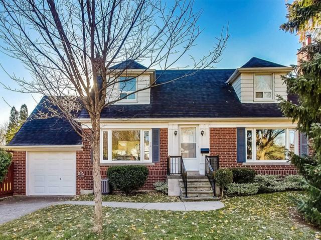 143 Prince Edward Dr S