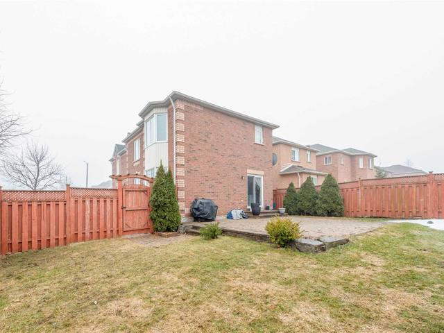 2 Summerdale Cres