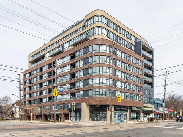 408 - 11 Superior Ave