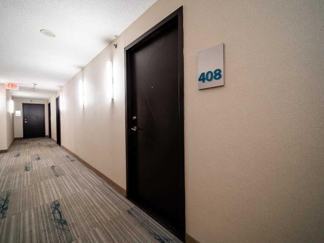 408 - 11 Superior Ave