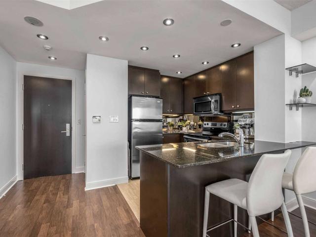 4102 - 50 Absolute Ave
