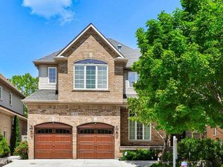 2509 Armour Cres