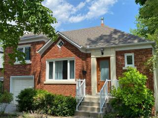 205 Prince Edward Dr S
