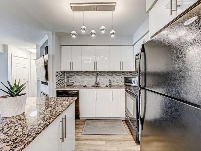 309 - 310 Burnhamthorpe Rd W