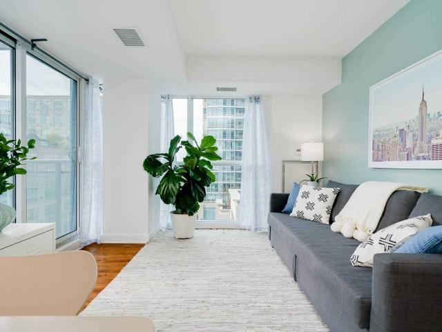 712 - 155 Legion Rd N