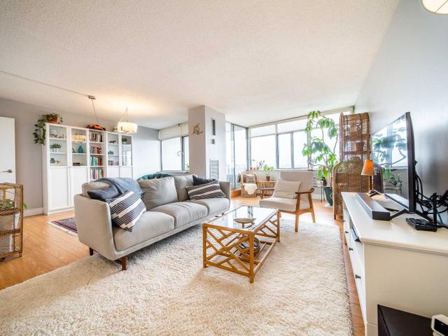 #2301 - 3100 Kirwin Ave