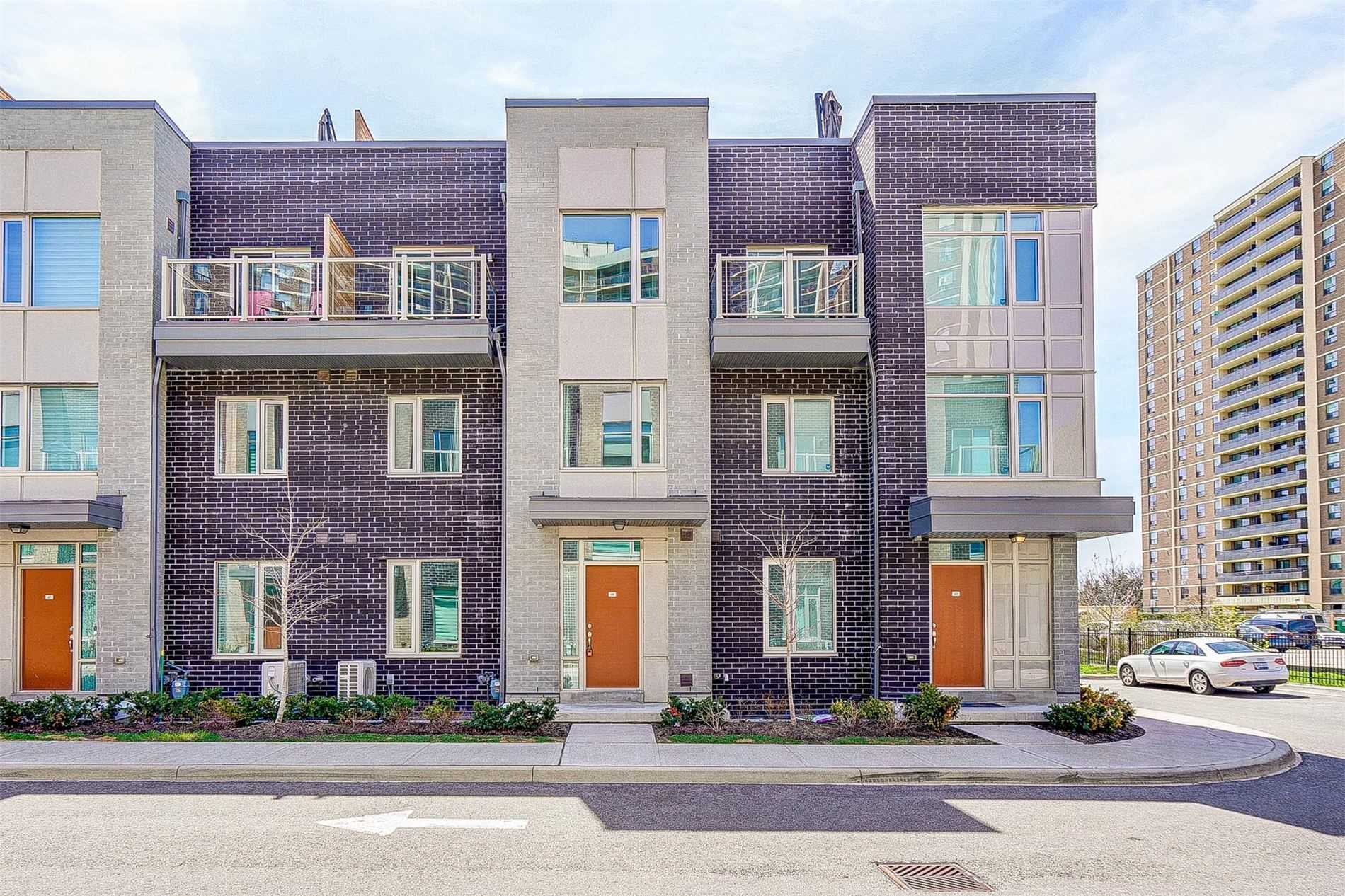 48 26 Applewood Lane, Etobicoke Terminated, W5598896 Condos.ca