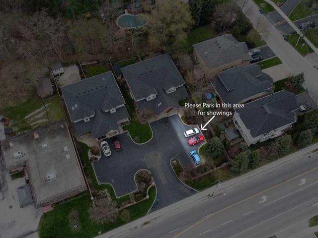 3076 Lakeshore Rd W