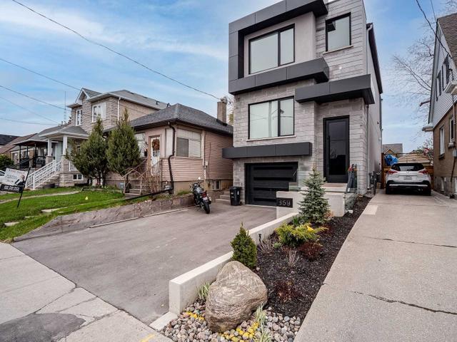 857 Glencairn Ave