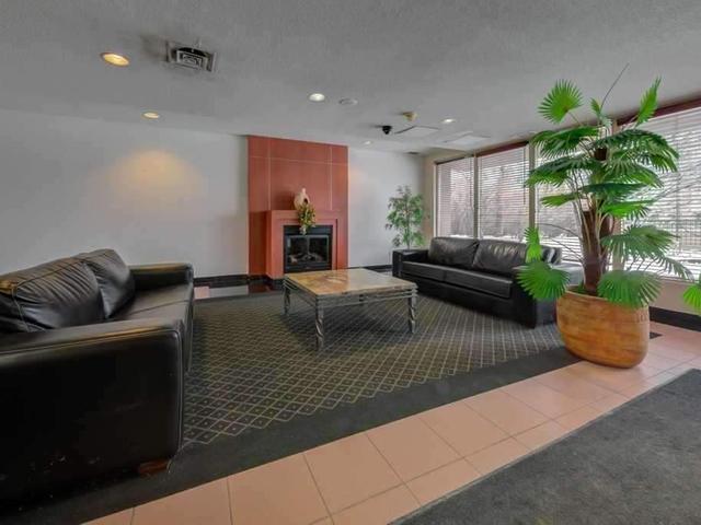 906 - 145 Hillcrest Ave