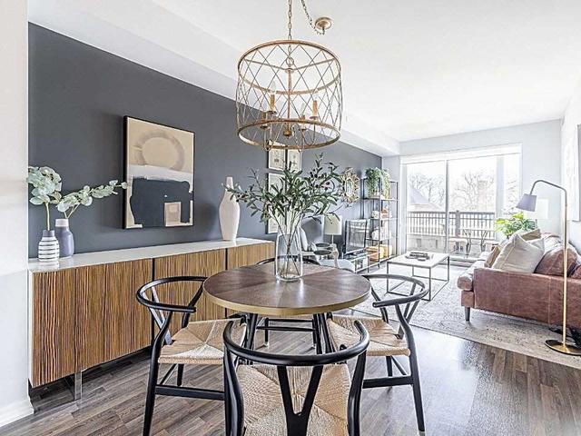 208 - 3563 Lake Shore Blvd W