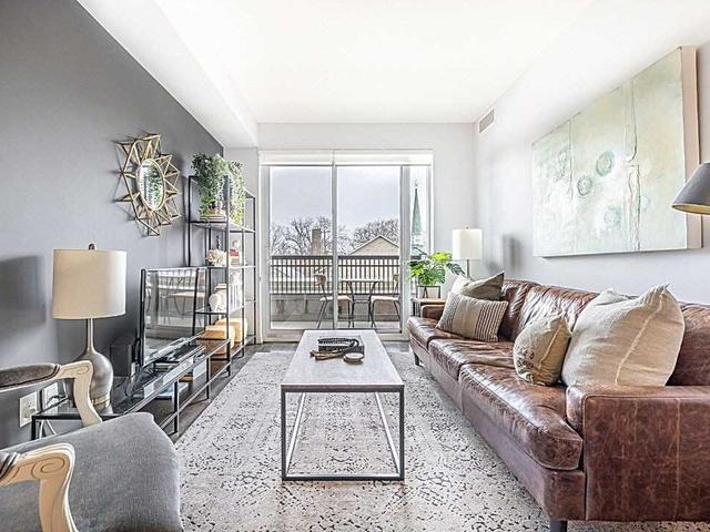 208 - 3563 Lake Shore Blvd W