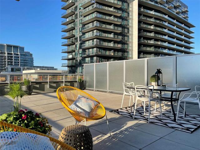 401 - 56 Annie Craig Dr