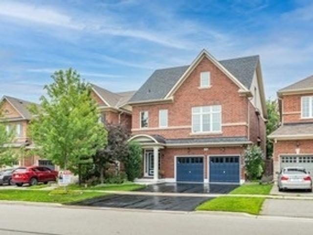 285 Landsborough Ave