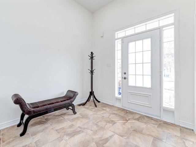 285 Landsborough Ave