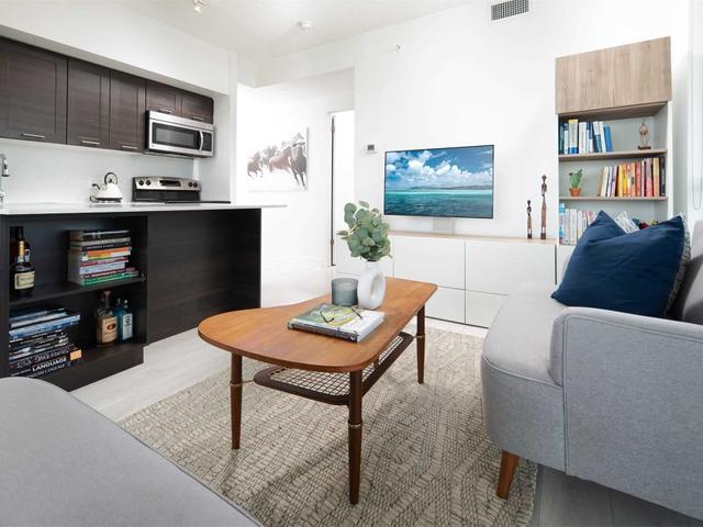 1001 - 2212 Lake Shore Blvd W