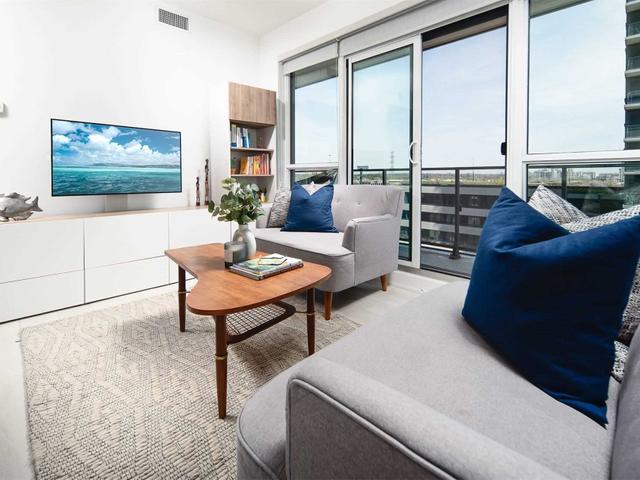 1001 - 2212 Lake Shore Blvd W