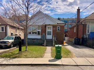 1003 Castlefield Ave