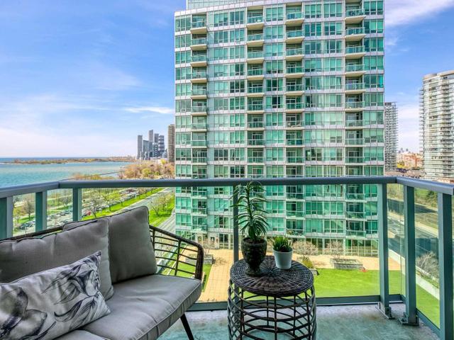 1004 - 1900 Lake Shore Blvd W