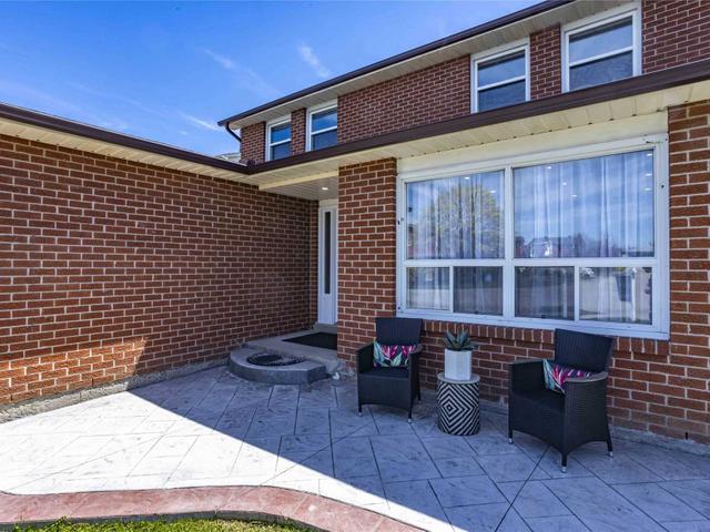 870 Messenger Meadow Dr