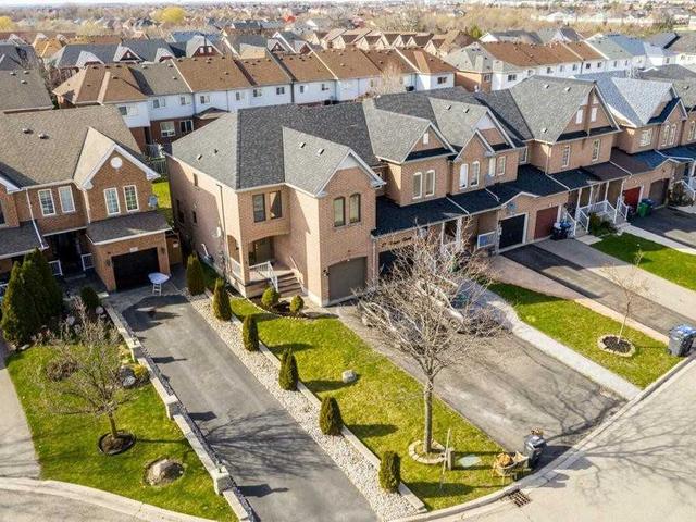 89 Monaco Crt