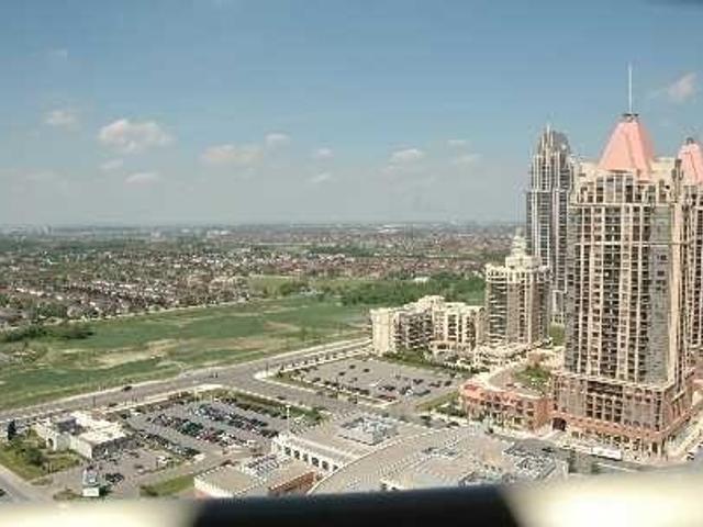 2901 - 310 Burnhamthorpe Rd W