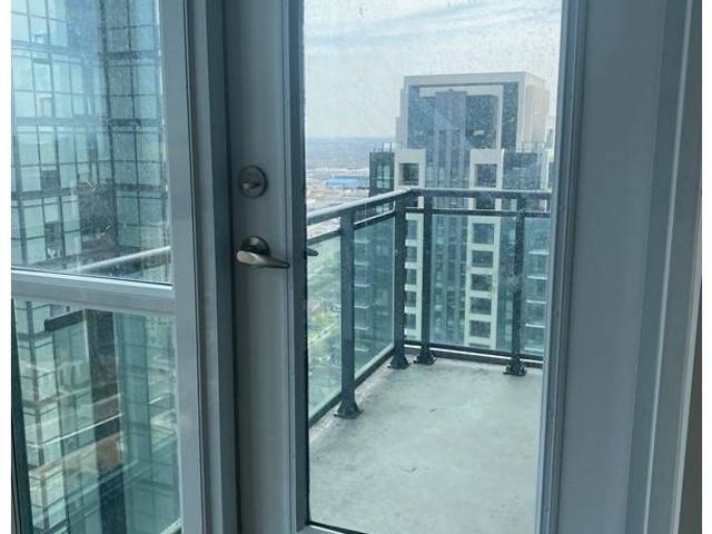 3503 - 4070 Confederation Pkwy