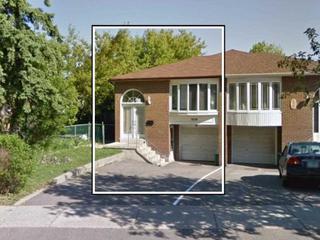 3519 Oakglade Cres