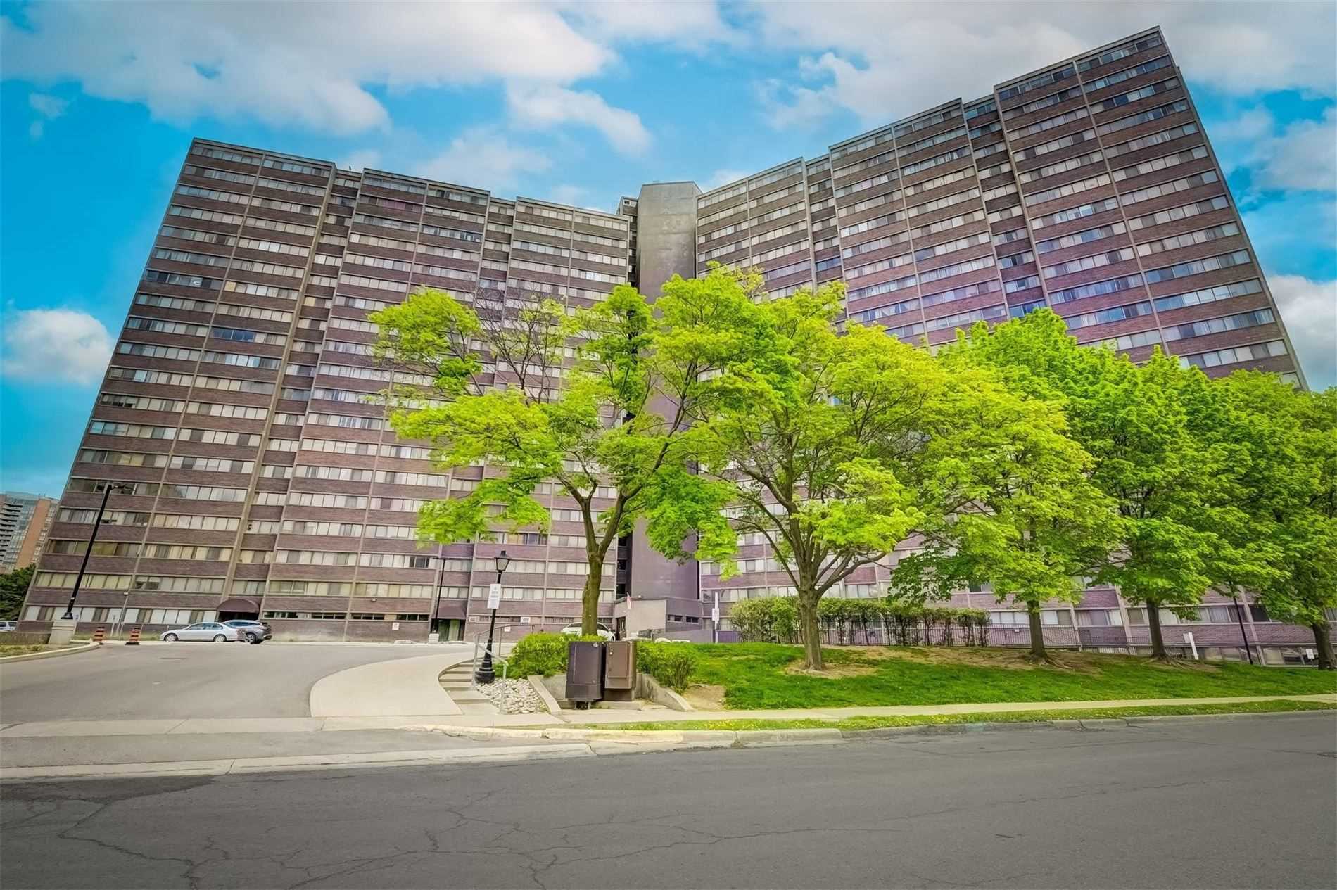 PH16 11 Wincott Dr, Etobicoke Sold, W5626036 Property.ca