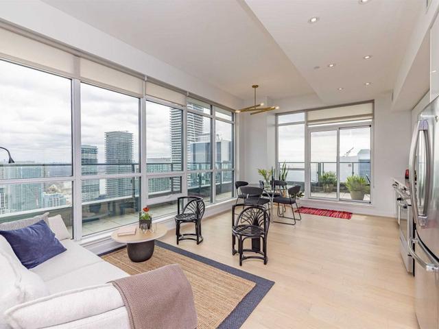 LPH 06 - 2220 Lake Shore Blvd W