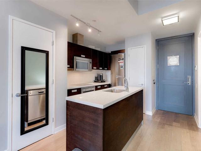 302 - 88 Park Lawn Rd