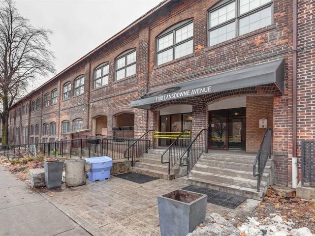 333 - 1100 Lansdowne Ave