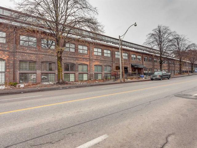 333 - 1100 Lansdowne Ave