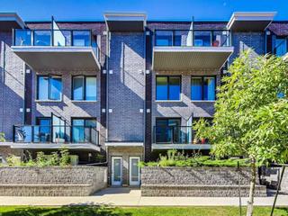 38 - 2059 Weston Rd N