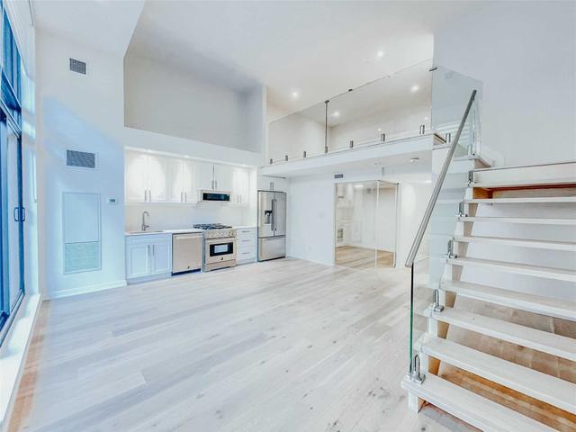 108 - 430 Roncesvalles Ave