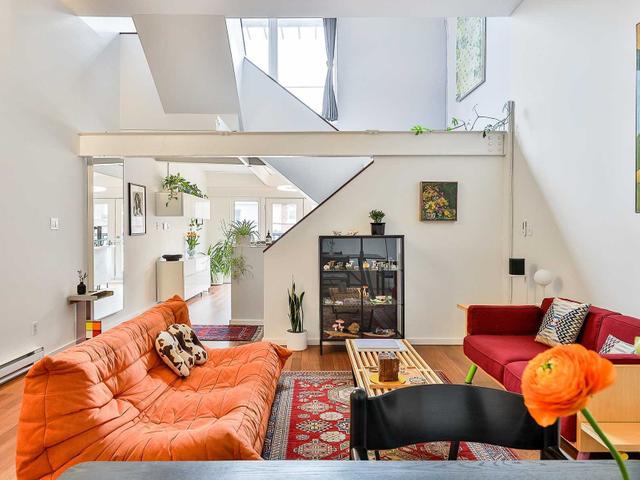 7 - 692 St. Clarens Ave