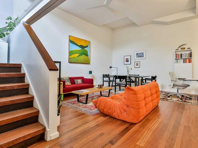 7 - 692 St. Clarens Ave