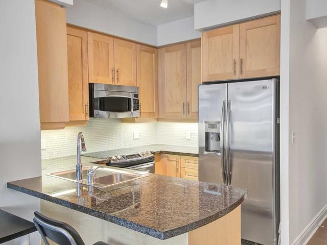 1605 - 1900 Lake Shore Blvd W